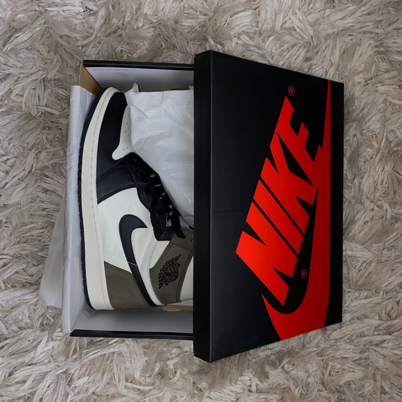 Jordan Shoes - Jordan 1 “mocha” 🤎SOLD🤎